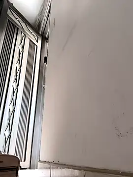 evafoxs online show from November 5, 8:03 pm