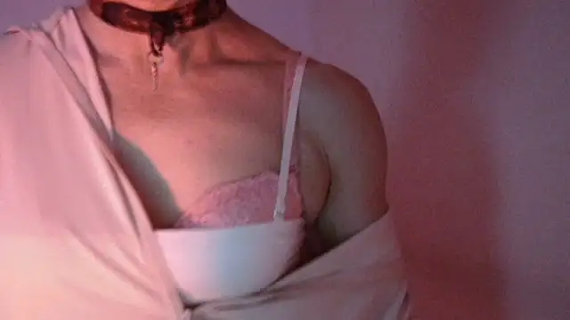 Reneta Rebekka Lopez online show from February 7, 7:07 pm