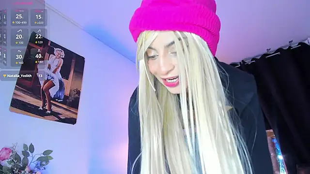 CurlyRose   online show from December 1, 10:56 pm