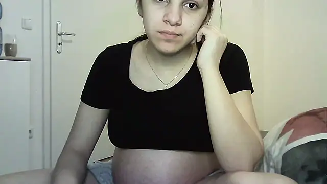 Ahotkittyxxx online show from January 13, 4:00 pm