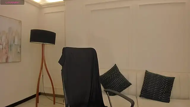 Snapshot of AlanaCraft chatting on October 15, 12:08 pm AlanaCraft online show from October 15, 12:08 pm