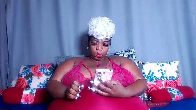 BustyWendyXXX47 online show from November 15, 6:31 pm