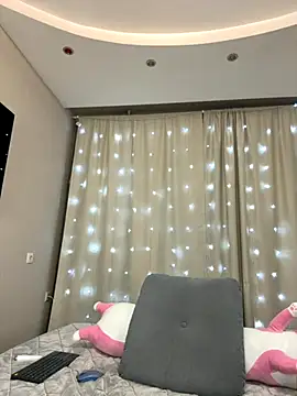 Snapshot of Vika_Gray chatting on September 15, 4:25 pm Vika Gray online show from September 15, 4:25 pm