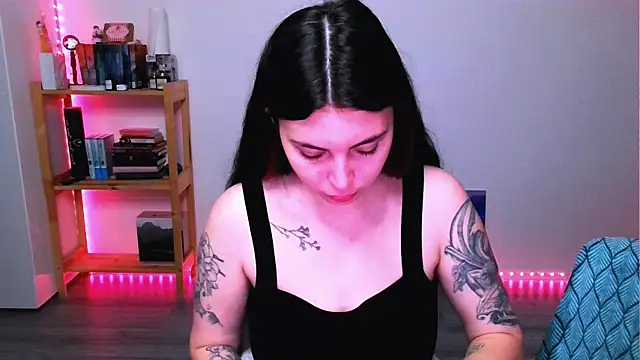 peaachybabe   online show from October 19, 2:57 am