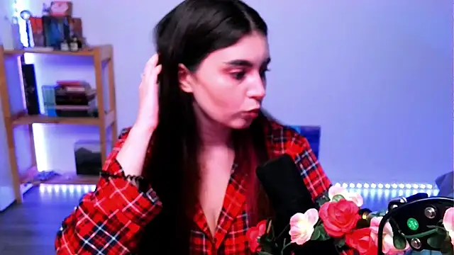peaachybabe   online show from September 28, 4:56 pm