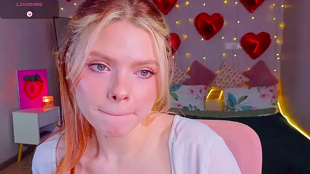 Red  Candy online show from March 12, 4:20 pm