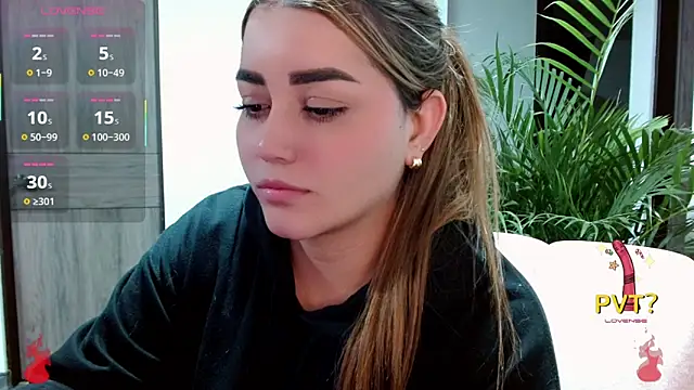 Lucia star   online show from November 7, 2:28 am