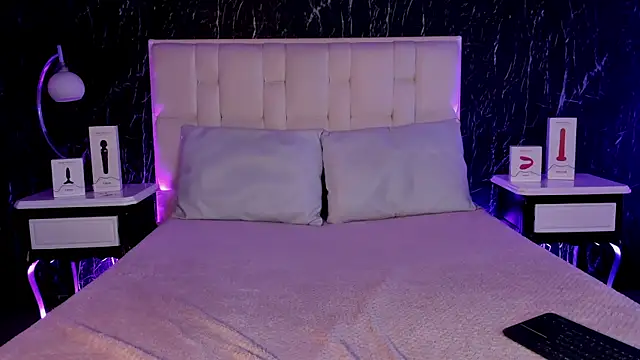 GigiVolkova online show from December 13, 11:32 pm