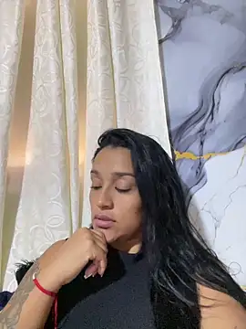 KatalinnaBrown online show from April 1, 5:10 pm