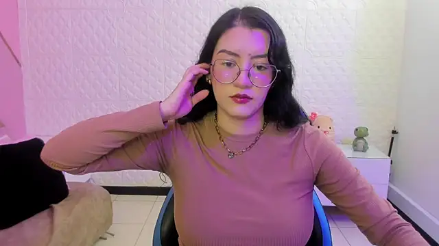 Violetaa diazz online show from May 9, 9:17 pm