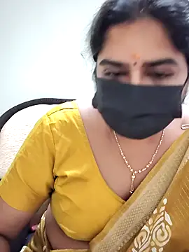 Snapshot of rani_deepa chatting on October 11, 10:01 pm rani deepa online show from October 11, 10:01 pm