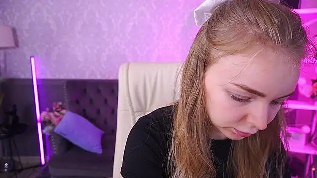 EmilySunshineS online show from September 23, 6:11 am