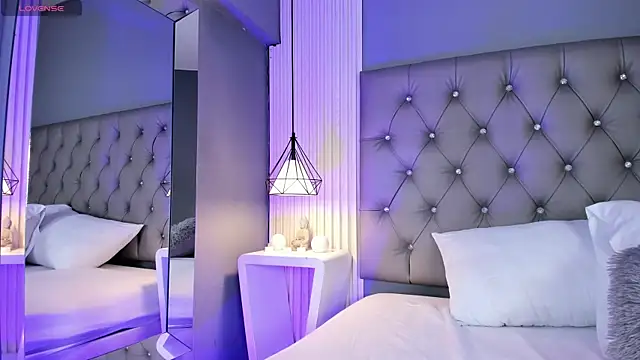 VioletthaRous online show from March 30, 10:42 pm