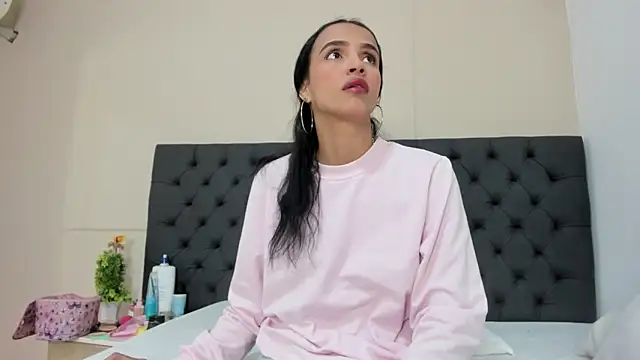  candy jade  online show from April 17, 12:40 pm