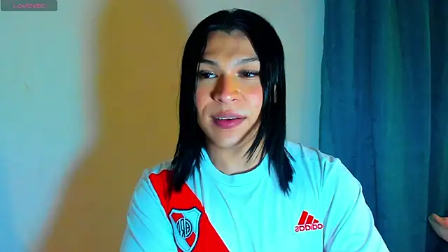 miavalentinaaa online show from November 6, 12:27 am