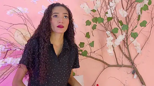 Charlotte Love10 online show from July 5, 7:52 pm