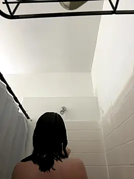 AlyssiaAmoreXO online show from December 3, 1:57 pm