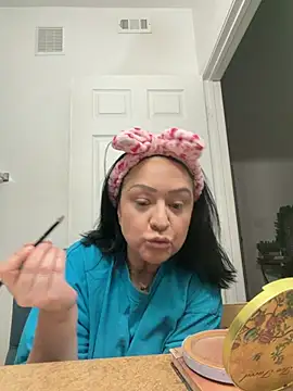 AlyssiaAmoreXO online show from February 27, 5:46 pm