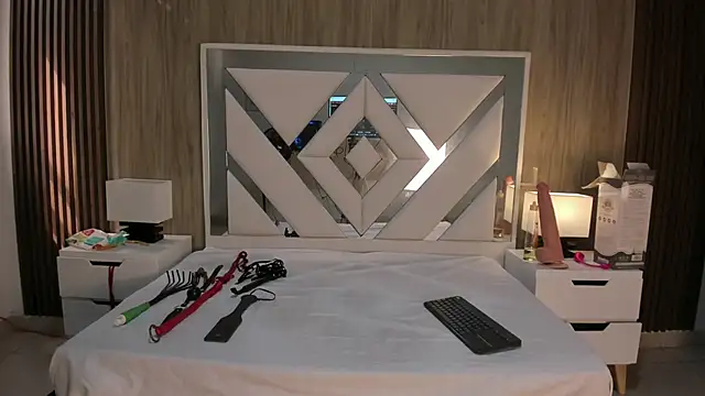 ValentinaThomas online show from October 14, 7:16 pm