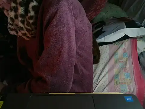 VeneRed online show from March 26, 9:05 pm