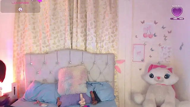 Snapshot of valeriah_7 chatting on September 12, 2:01 am valeriah 7 online show from September 12, 2:01 am