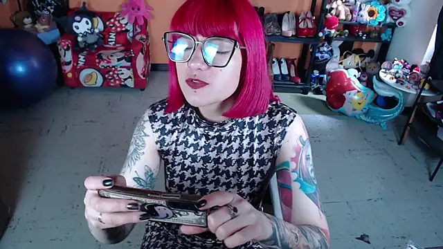 MissMiia2 online show from November 28, 1:25 pm