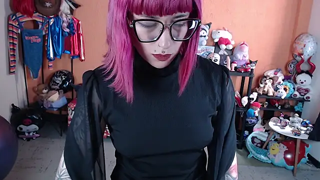 MissMiia2 online show from February 7, 6:45 pm