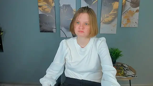 LilianSwall online show from January 11, 1:27 pm