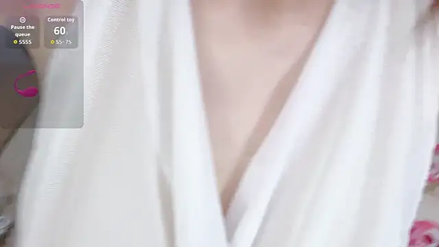 Carly 1 online show from November 4, 3:39 pm