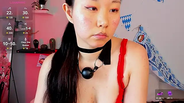 Snapshot of Inari_Okami_ chatting on September 18, 9:41 am Inari Okami online show from September 18, 9:41 am