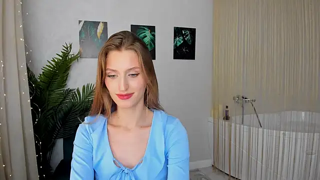 Snapshot of NaturalBeaty chatting on October 7, 12:09 pm NaturalBeaty online show from October 7, 12:09 pm