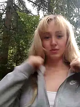 SherryOutdoor1 online show from October 9, 8:18 am