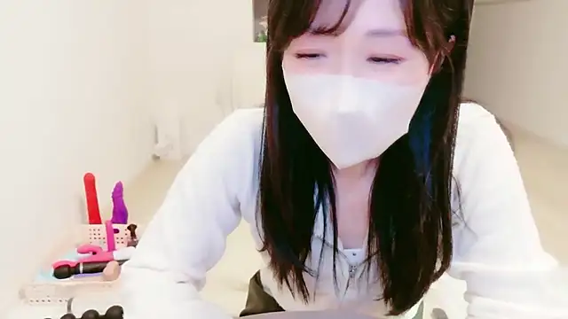 IORio2 online show from April 2, 5:54 pm