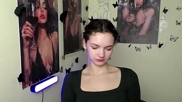  SusieSu  online show from October 19, 6:48 am