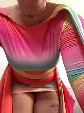 Gabrielleof online show from February 14, 2:30 pm