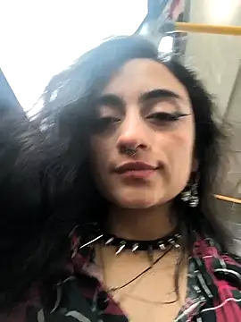 Lila Desiree online show from April 15, 8:42 pm