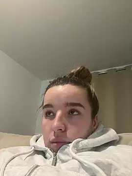 maisiesmithx online show from January 5, 8:12 pm