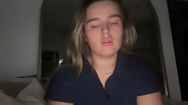 maisiesmithx online show from November 13, 12:20 am