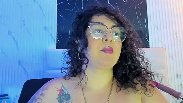 Reginavegaa online show from September 9, 11:43 am