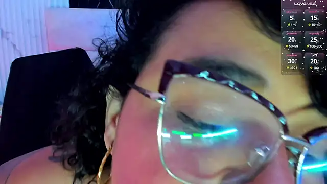 Reginavegaa online show from November 5, 11:37 am