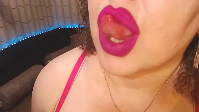 BustyKatty online show from February 11, 10:33 pm