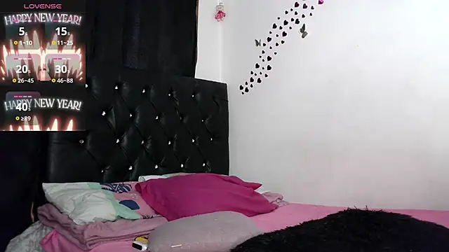 Kadybrown online show from December 5, 1:12 pm