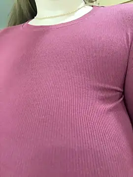 Your Hot Sister01 online show from October 19, 11:12 am