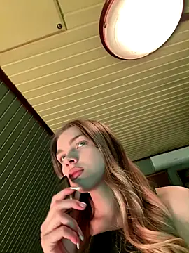 Alice1 secret online show from October 18, 3:48 pm