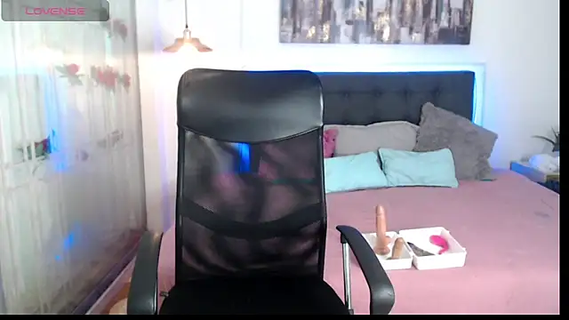 Snapshot of Tania_Goddess_ chatting on October 9, 3:16 pm Tania Goddess online show from October 9, 3:16 pm
