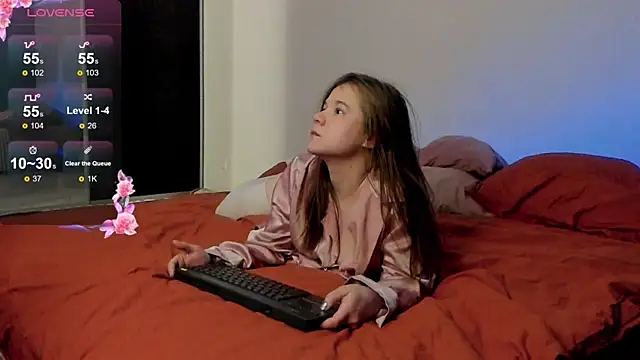 Hibisceae online show from February 27, 5:35 pm