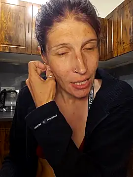 Lenchen  online show from April 5, 7:57 pm