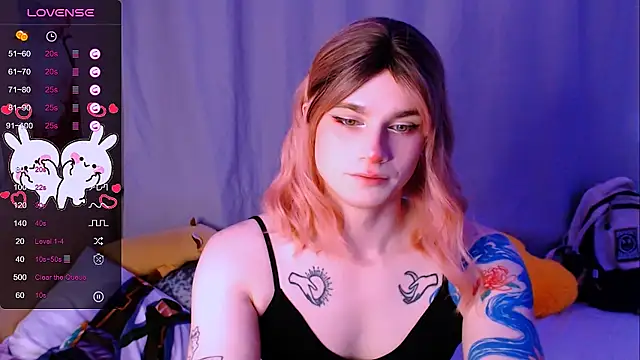 Alice Hells online show from October 31, 5:42 am