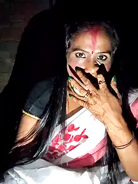 Snapshot of Hotty-dola chatting on October 3, 7:41 pm Hotty-dola online show from October 3, 7:41 pm