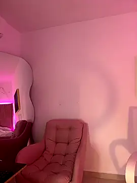 naomiii   online show from September 23, 3:15 am